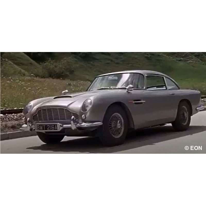 James Bond Model Kit Gift Set Aston Martin DB5